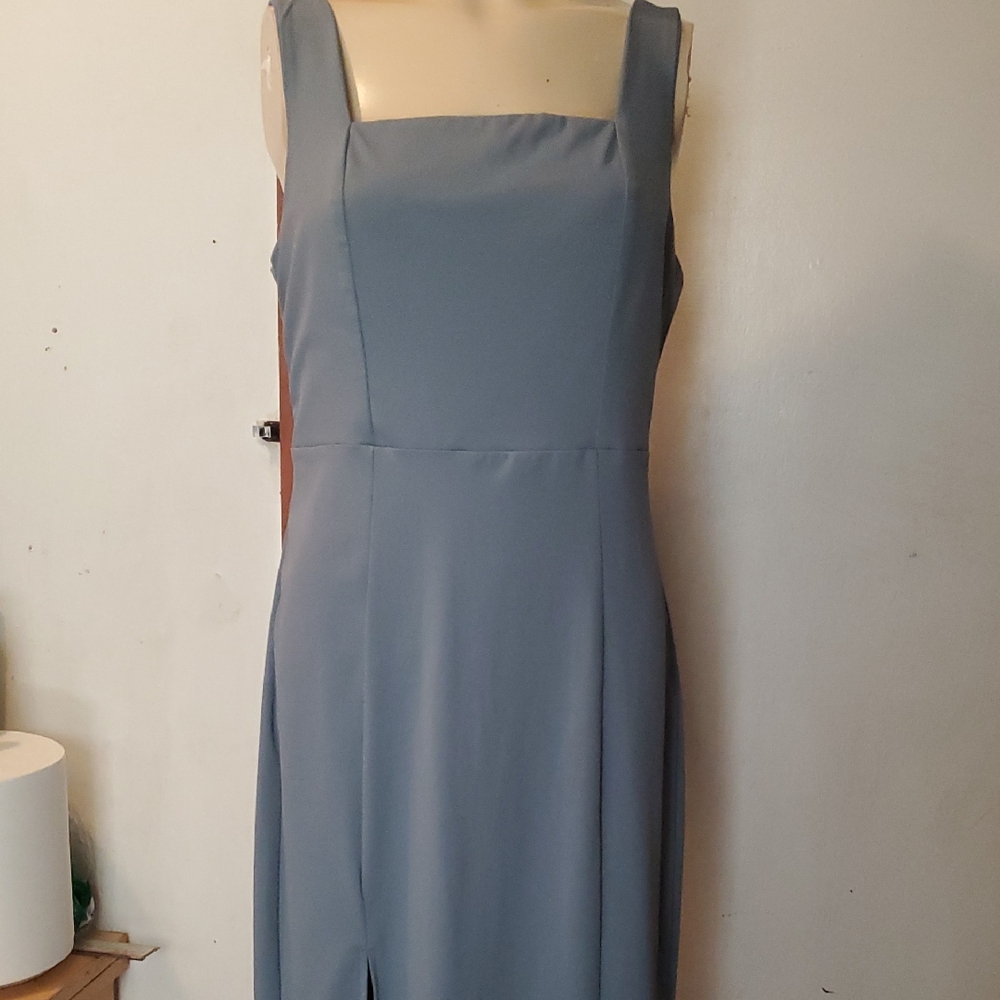 Elegant Gray Sleeveless Square Neck Front Slit Size L
